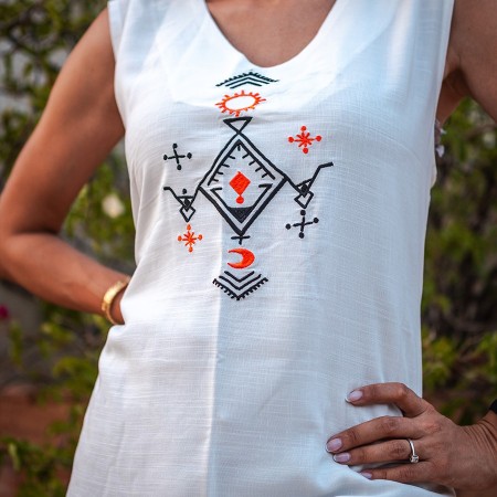 Sleeveless White Gandoura with Berber Embroidery